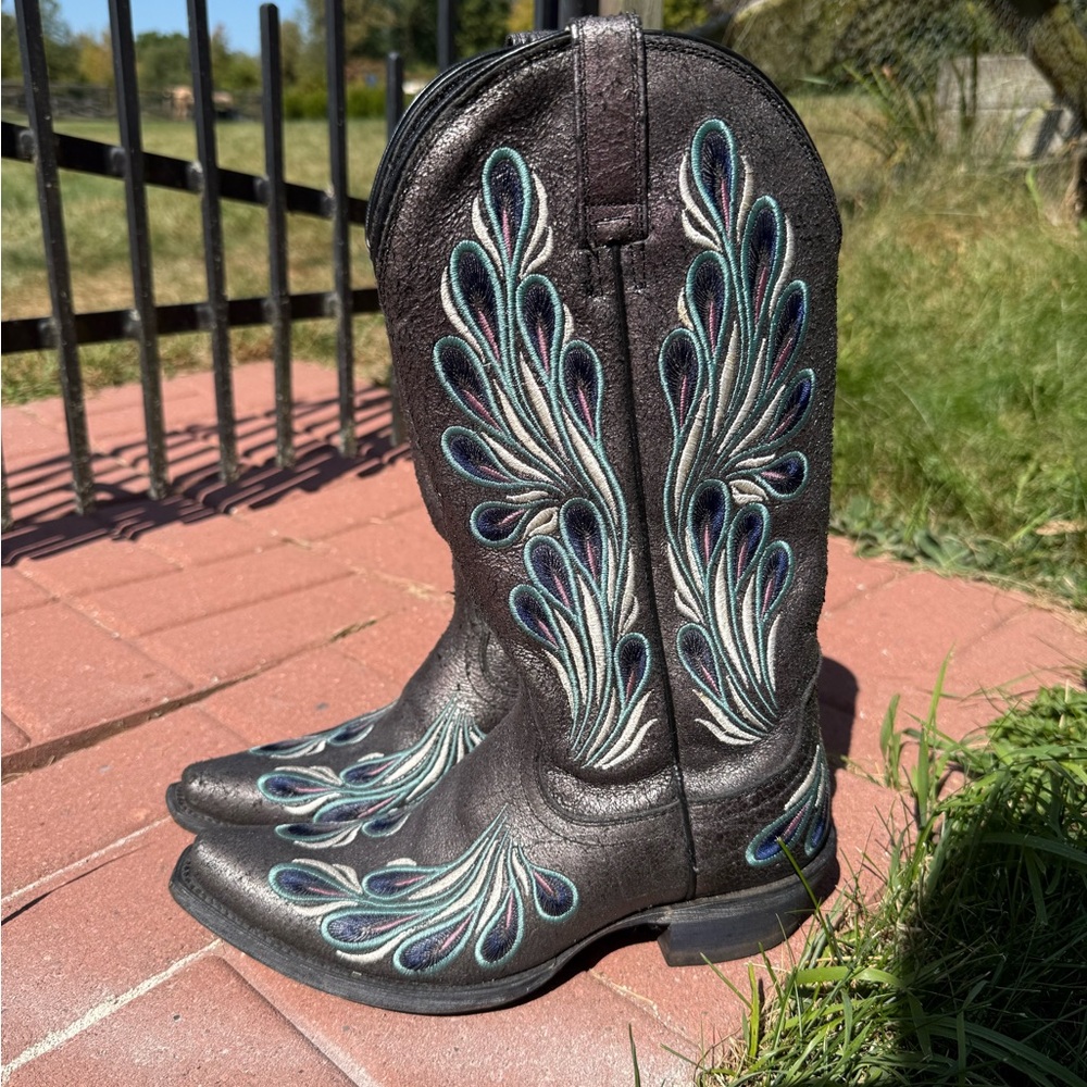 Ariat Marabelle Peacock Feather Embroidered Boots